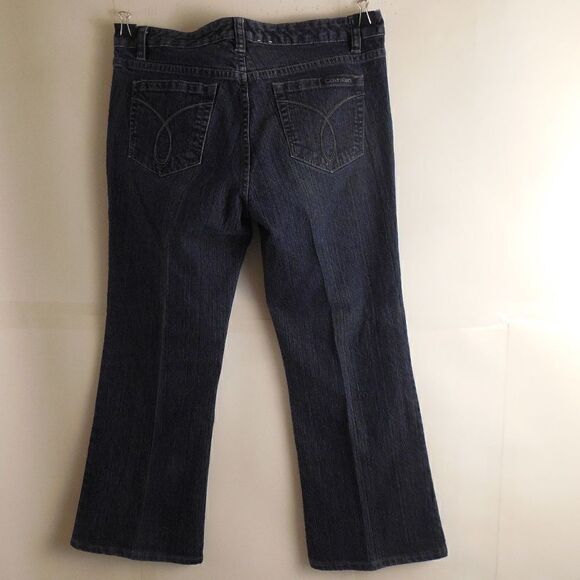 51158....Calvin Klein Bootcut Jeans Size 30/10P - Picture 2 of 5